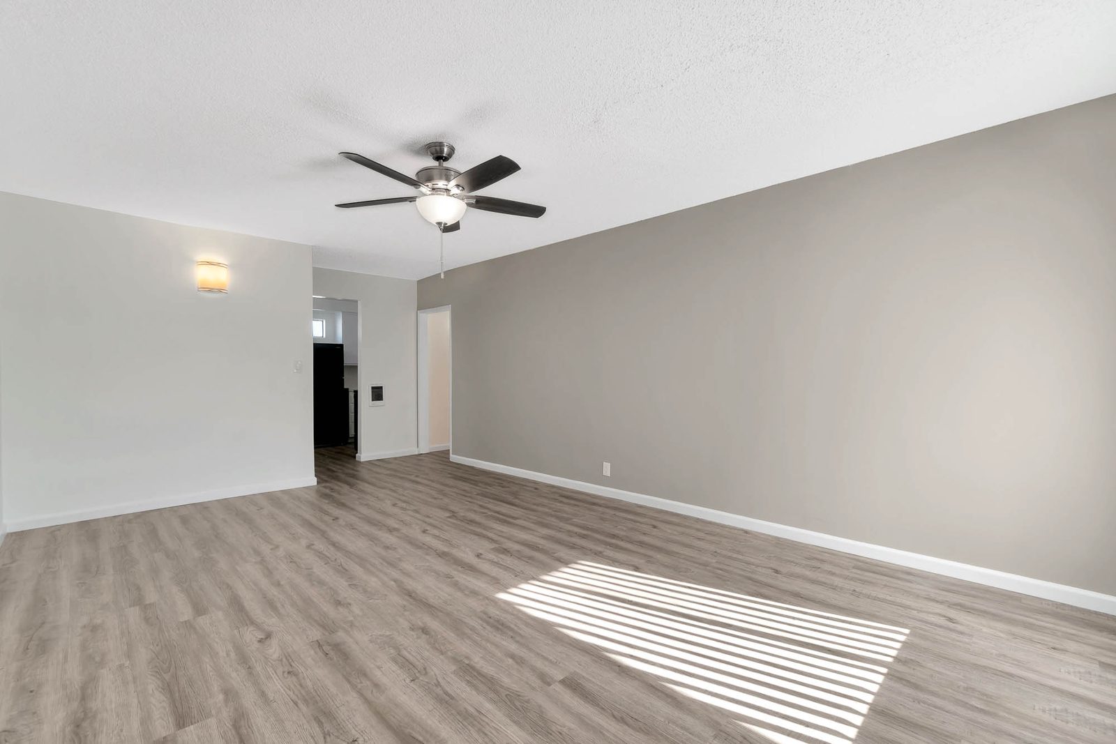 CBK multifamily asset Hawthorne I in Hawthorne, CA